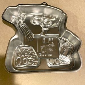Vintage Disney Pixar Wall-E Wilton cake pan